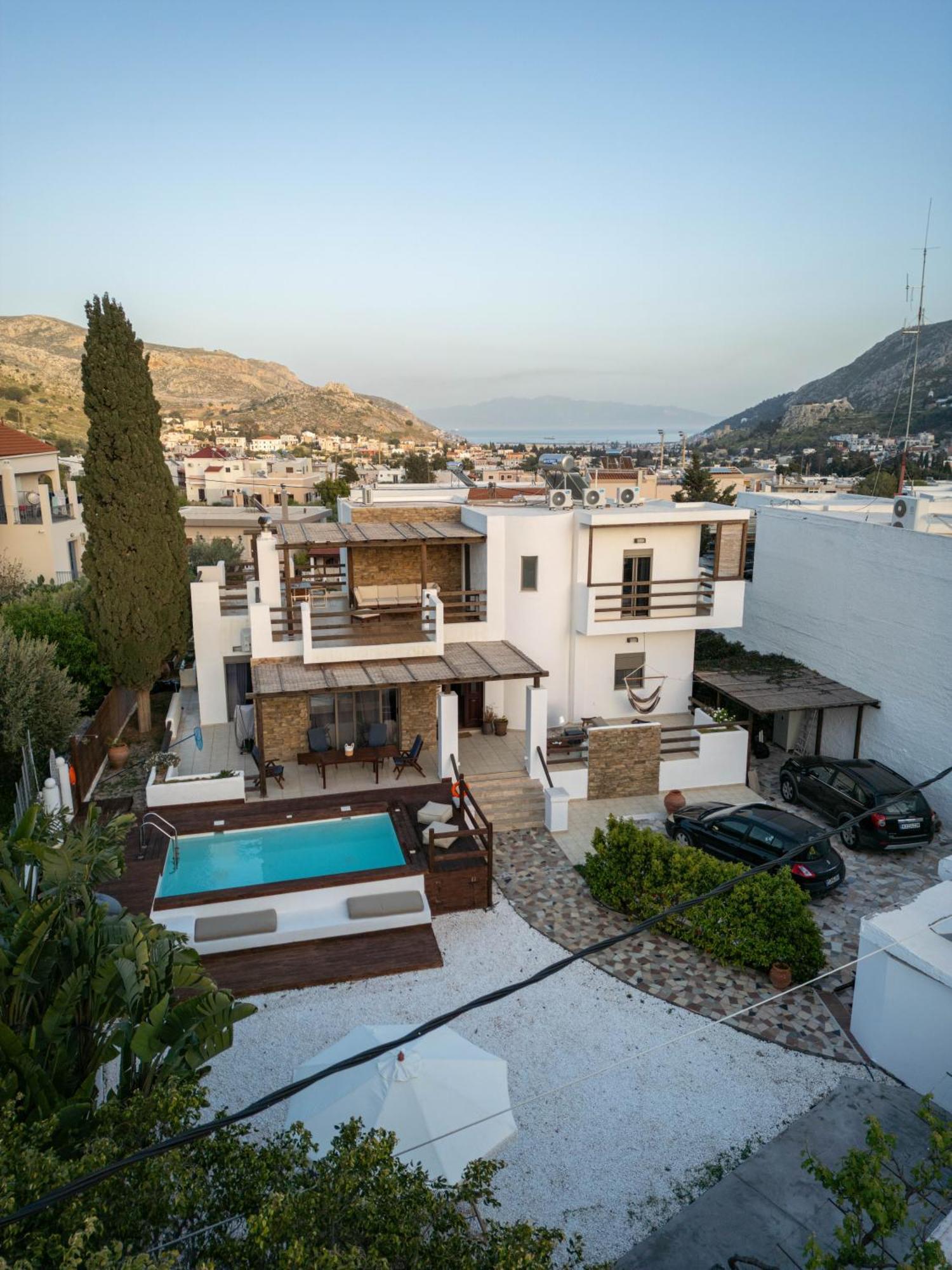 Apollonas & Sibylla Villa Chorio  Exterior photo